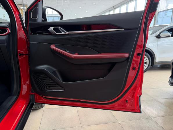 Geely Coolray I Рестайлинг с пробегом 2024 года, цена 2 250 000 рублей, 13852 км, внедорожник, Автокод Объявления