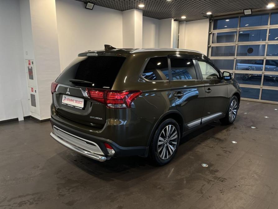 Mitsubishi Outlander III Рестайлинг 3 Чебоксары  - изображение 3