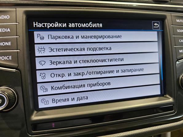 Volkswagen Tiguan II с пробегом 2017 года, цена 2 059 000 рублей, 179939 км, внедорожник, Автокод Объявления