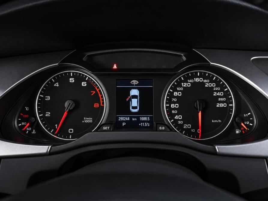 Audi A4 IV (B8) Тюмень  - изображение 14