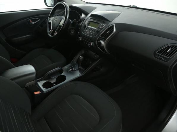 Hyundai ix35 I Рестайлинг с пробегом 2015 года, цена 1 168 000 рублей, 224800 км, внедорожник, Автокод Объявления
