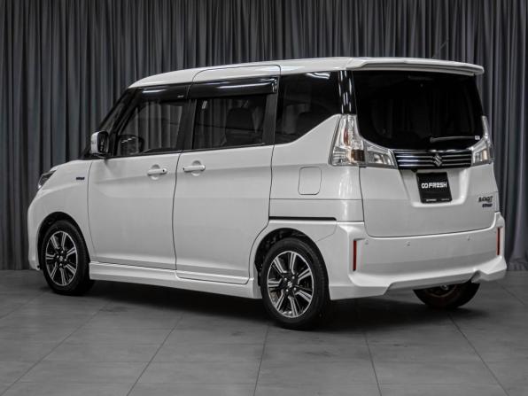 Suzuki Solio III с пробегом 2019 года, цена 1 329 000 рублей, 111396 км, микровэн, Автокод Объявления