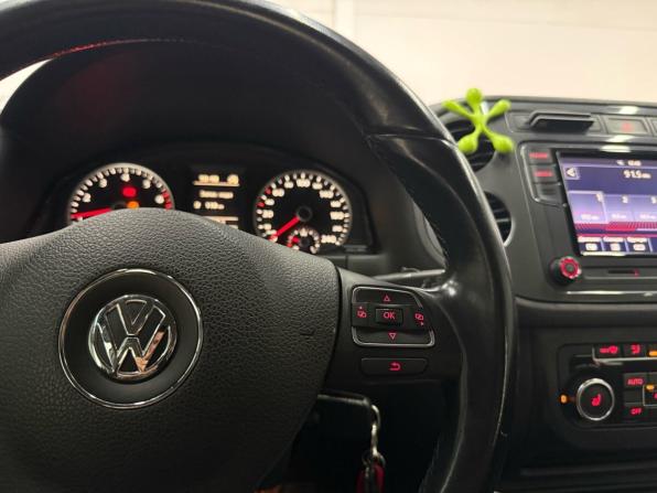 Volkswagen Tiguan I Рестайлинг с пробегом 2014 года, цена 1 349 000 рублей, 207412 км, внедорожник, Автокод Объявления