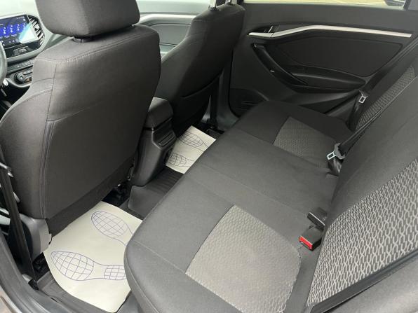 Lada (ВАЗ) Vesta I с пробегом 2019 года, цена 910 000 рублей, 117393 км, седан, Автокод Объявления