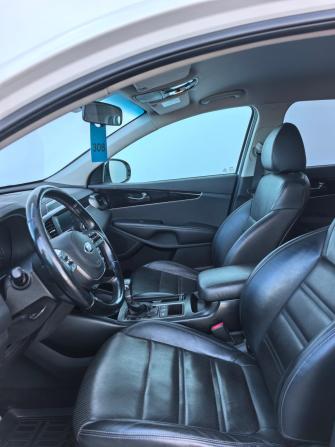 Kia Sorento III Prime Рестайлинг с пробегом 2019 года, цена 2 230 000 рублей, 173000 км, внедорожник, Автокод Объявления