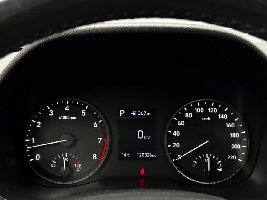Hyundai Solaris II Санкт-Петербург  - изображение 18