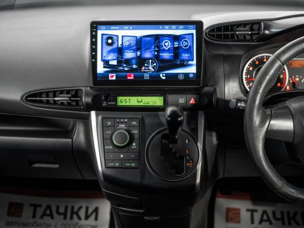 Toyota Wish II с пробегом 2010 года, цена 1 099 500 рублей, 185600 км, минивэн, Автокод Объявления