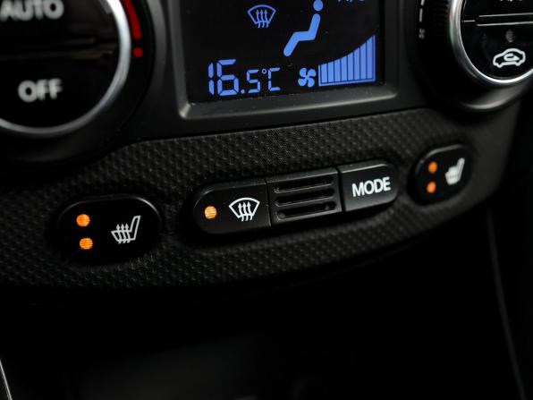 Hyundai Solaris I с пробегом 2014 года, цена 999 000 рублей, 106430 км, хэтчбек, Автокод Объявления