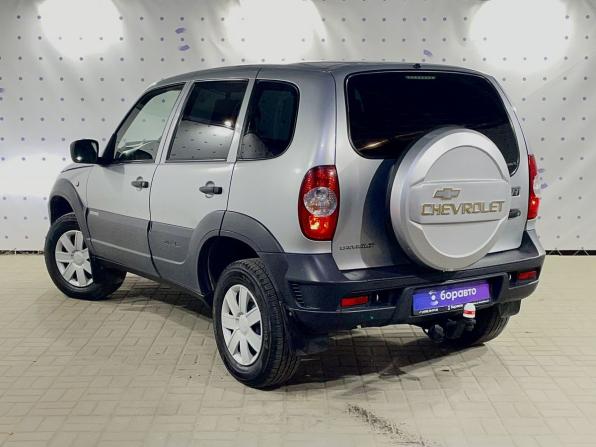 Chevrolet Niva I Рестайлинг с пробегом 2017 года, цена 720 000 рублей, 109129 км, внедорожник, Автокод Объявления