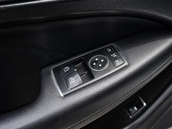 Mercedes-Benz C-Класс III (W204) Рестайлинг с пробегом 2012 года, цена 1 235 000 рублей, 188521 км, купе, Автокод Объявления