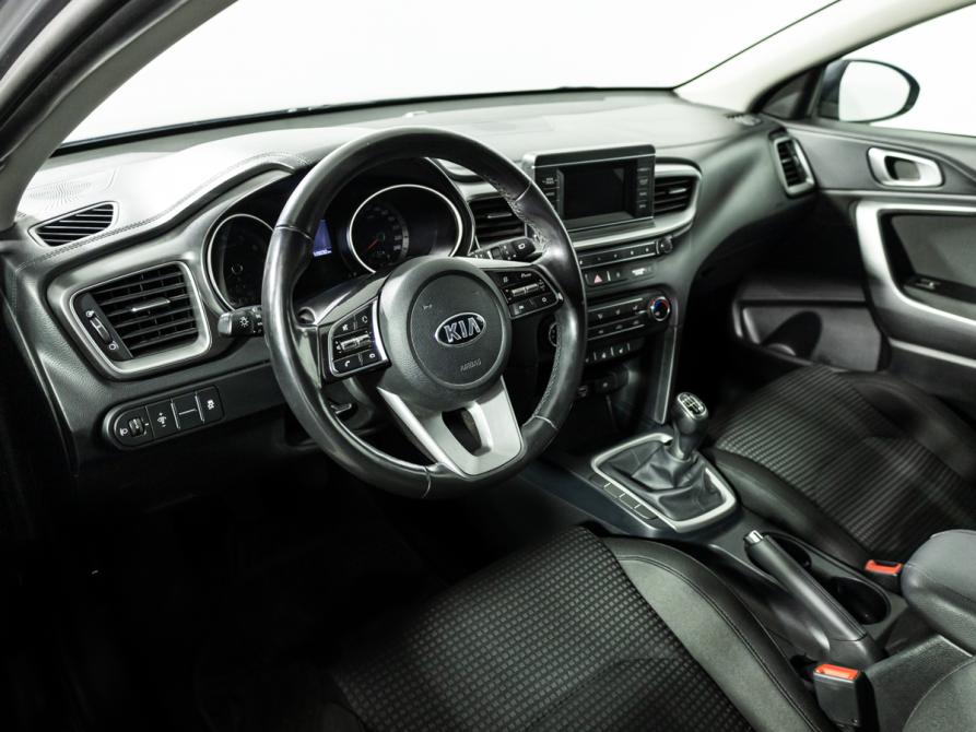 Kia Ceed III Санкт-Петербург  - изображение 11