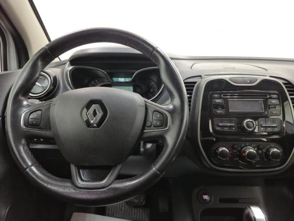 Renault Kaptur I с пробегом 2017 года, цена 1 280 000 рублей, 74741 км, внедорожник, Автокод Объявления