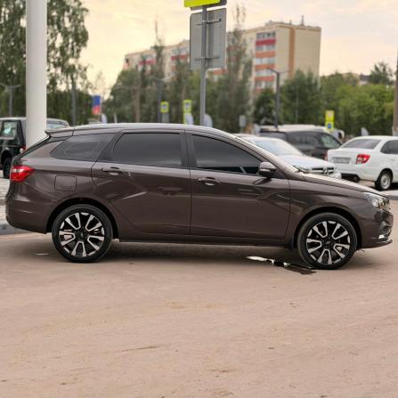 Lada (ВАЗ) Vesta I с пробегом 2022 года, цена 1 399 000 рублей, 34127 км, универсал, Автокод Объявления