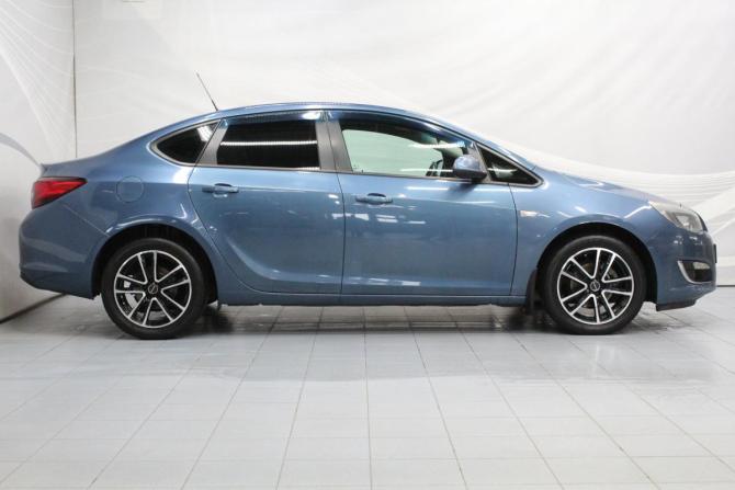 Opel Astra J Рестайлинг с пробегом 2012 года, цена 699 000 рублей, 241732 км, хэтчбек, Автокод Объявления