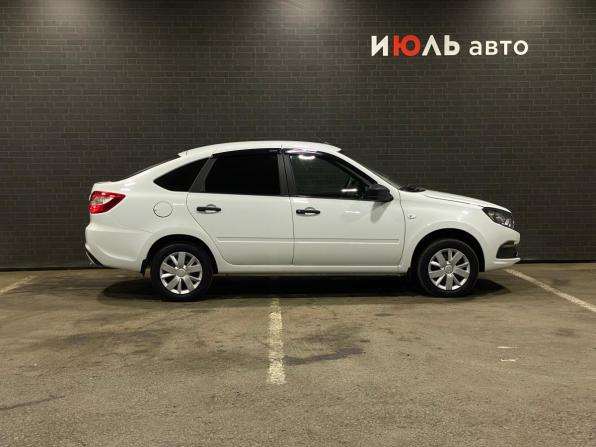 Lada (ВАЗ) Granta I Рестайлинг с пробегом 2021 года, цена 780 000 рублей, 18120 км, хэтчбек, Автокод Объявления