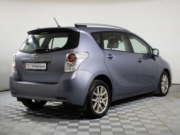 Toyota Verso I с пробегом 2012 года, цена 915 000 рублей, 249024 км, компактвэн, Автокод Объявления