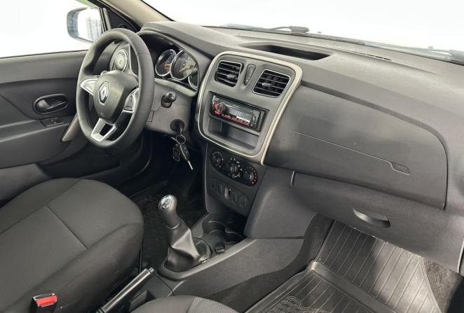 Renault Logan II Рестайлинг с пробегом 2019 года, цена 820 000 рублей, 111914 км, седан, Автокод Объявления