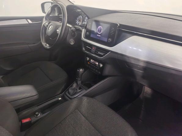 Skoda Rapid II с пробегом 2021 года, цена 1 569 000 рублей, 104993 км, лифтбек, Автокод Объявления
