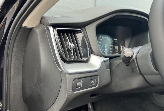 Volvo XC60 II с пробегом 2018 года, цена 2 130 000 рублей, 341177 км, внедорожник, Автокод Объявления