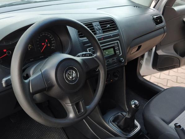Volkswagen Polo V с пробегом 2015 года, цена 719 000 рублей, 217489 км, седан, Автокод Объявления