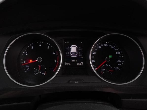 Volkswagen Tiguan II с пробегом 2018 года, цена 2 269 000 рублей, 90738 км, внедорожник, Автокод Объявления