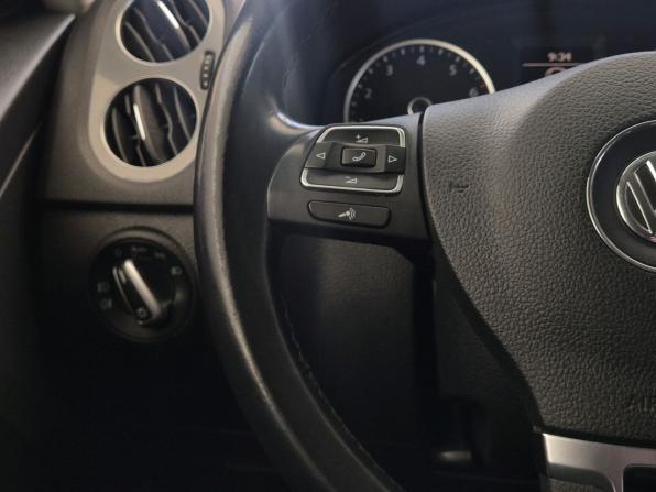Volkswagen Tiguan I Рестайлинг с пробегом 2014 года, цена 1 049 000 рублей, 250916 км, внедорожник, Автокод Объявления