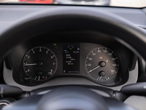 Toyota Yaris IV с пробегом 2021 года, цена 1 199 000 рублей, 151701 км, хэтчбек, Автокод Объявления