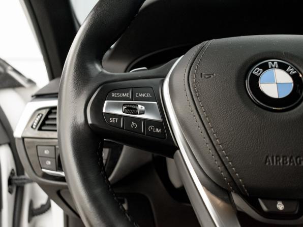 BMW 5 серии VII (G30/G31/G38) с пробегом 2018 года, цена 2 800 000 рублей, 183047 км, седан, Автокод Объявления