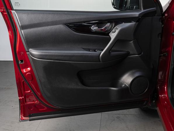 Nissan Qashqai II с пробегом 2019 года, цена 1 990 000 рублей, 53702 км, внедорожник, Автокод Объявления