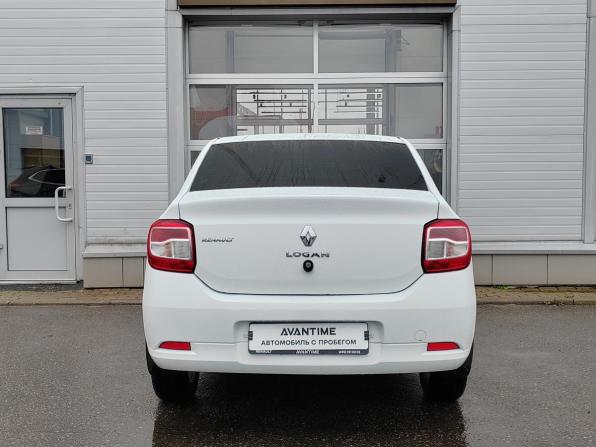 Renault Logan II с пробегом 2015 года, цена 695 000 рублей, 175215 км, седан, Автокод Объявления