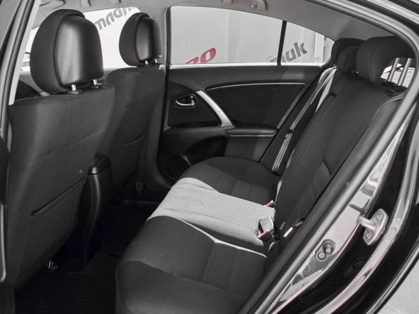 Toyota Avensis III Рестайлинг с пробегом 2011 года, цена 1 380 000 рублей, 175372 км, седан, Автокод Объявления