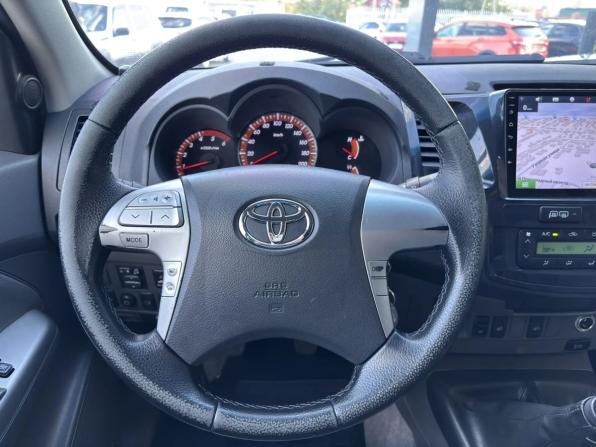 Toyota Hilux VII Рестайлинг с пробегом 2011 года, цена 1 999 500 рублей, 293541 км, пикап, Автокод Объявления