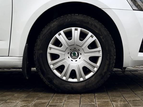 Skoda Octavia III (A7) с пробегом 2017 года, цена 1 415 000 рублей, 137990 км, лифтбек, Автокод Объявления