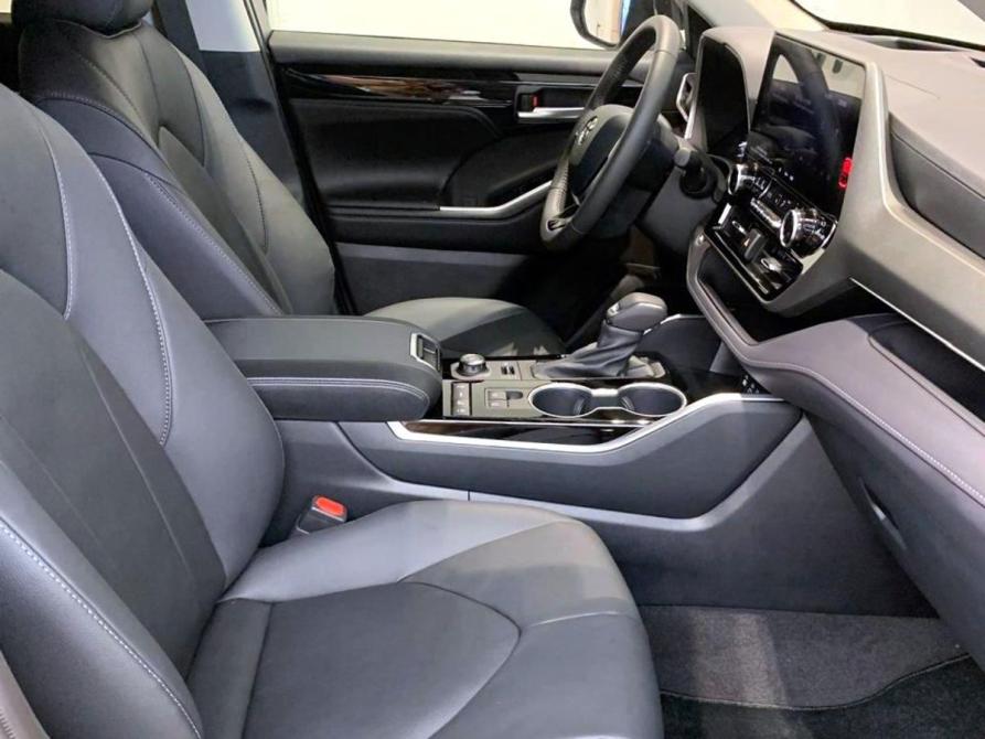 Toyota Highlander IV (XU70) Москва  - изображение 9