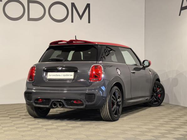 Mini Hatch III (F55/F56) Рестайлинг с пробегом 2020 года, цена 3 177 700 рублей, 68241 км, хэтчбек, Автокод Объявления