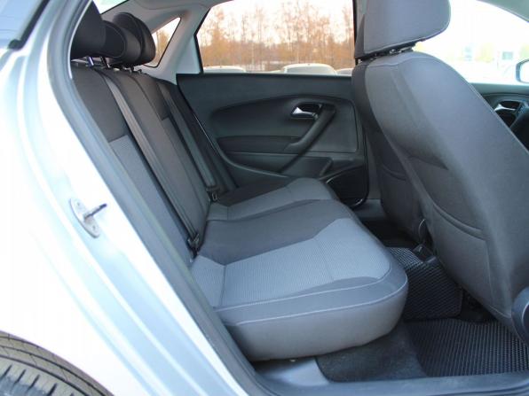 Volkswagen Polo V Рестайлинг с пробегом 2015 года, цена 1 069 000 рублей, 92030 км, седан, Автокод Объявления
