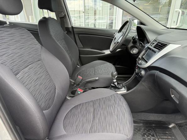 Hyundai Solaris I с пробегом 2014 года, цена 949 000 рублей, 91042 км, седан, Автокод Объявления