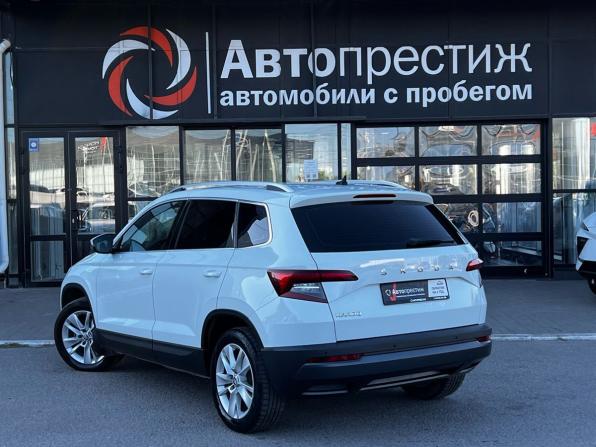 Skoda Karoq I с пробегом 2020 года, цена 2 349 000 рублей, 71255 км, внедорожник, Автокод Объявления