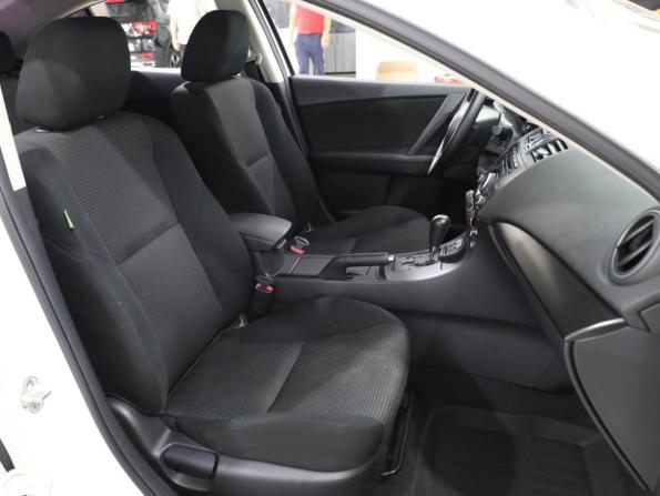 Mazda 3 II (BL) Рестайлинг с пробегом 2012 года, цена 1 229 000 рублей, 128356 км, седан, Автокод Объявления