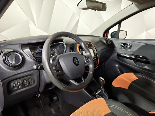 Renault Kaptur I с пробегом 2016 года, цена 1 593 000 рублей, 30629 км, внедорожник, Автокод Объявления