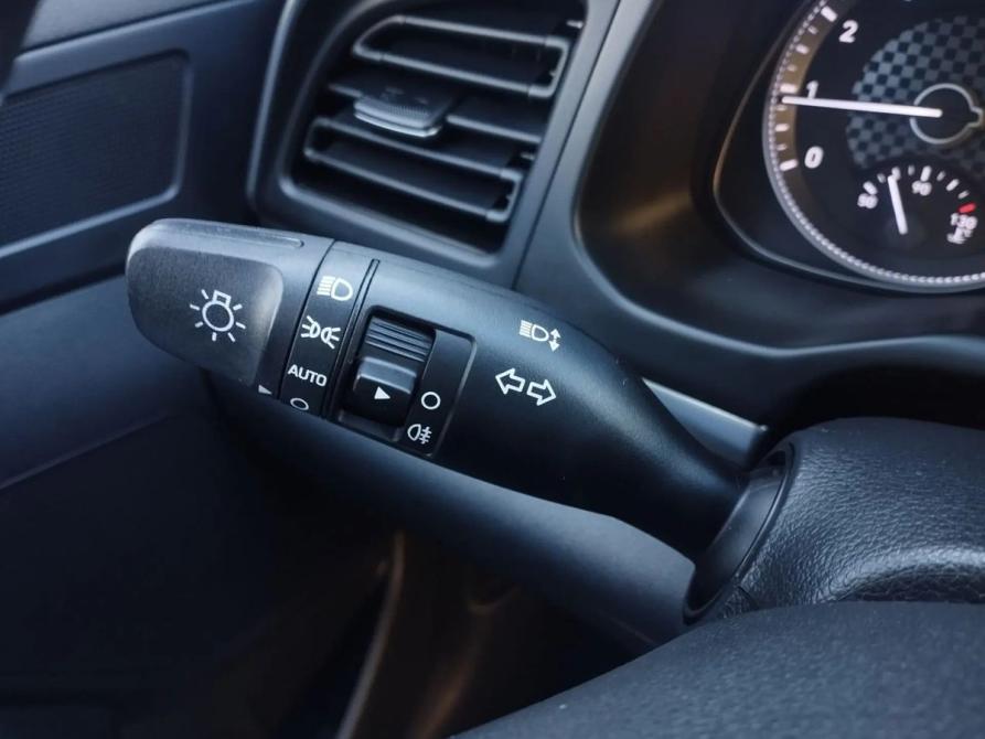 Hyundai Elantra VI (AD) Рестайлинг Екатеринбург  - изображение 23