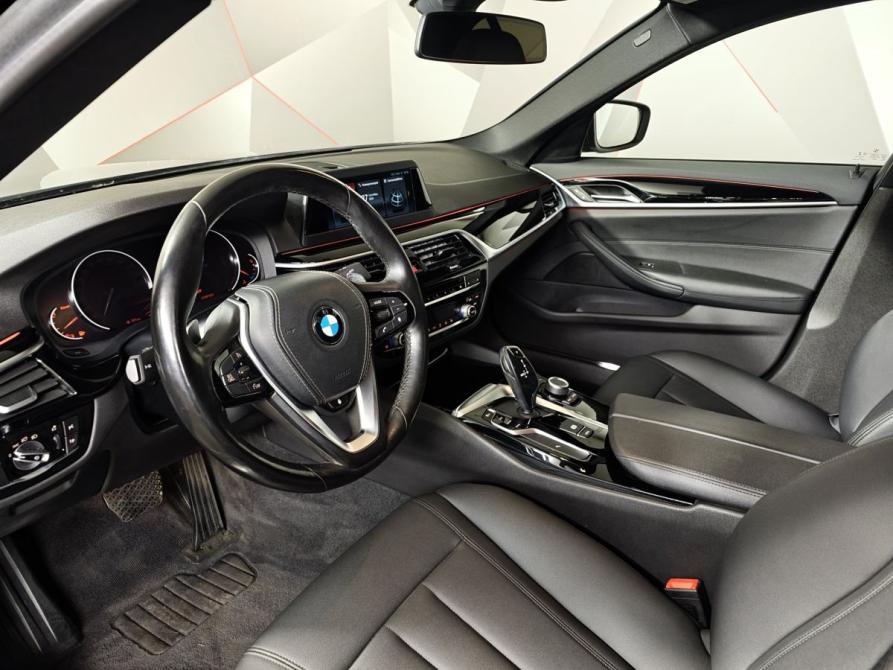 BMW 5 серии VII (G30/G31/G38) Москва  - изображение 12