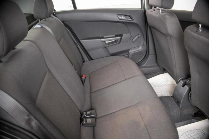 Opel Astra H Рестайлинг с пробегом 2010 года, цена 709 000 рублей, 110000 км, седан, Автокод Объявления