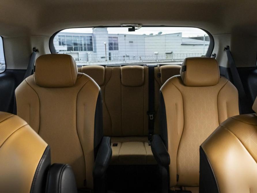 Kia Carnival IV Москва  - изображение 16