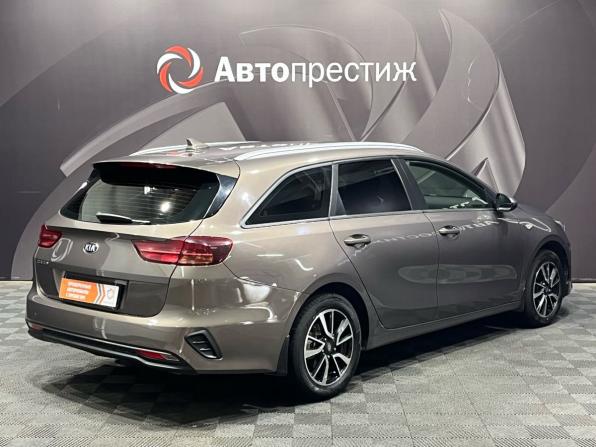 Kia Ceed III с пробегом 2019 года, цена 1 630 000 рублей, 106658 км, универсал, Автокод Объявления