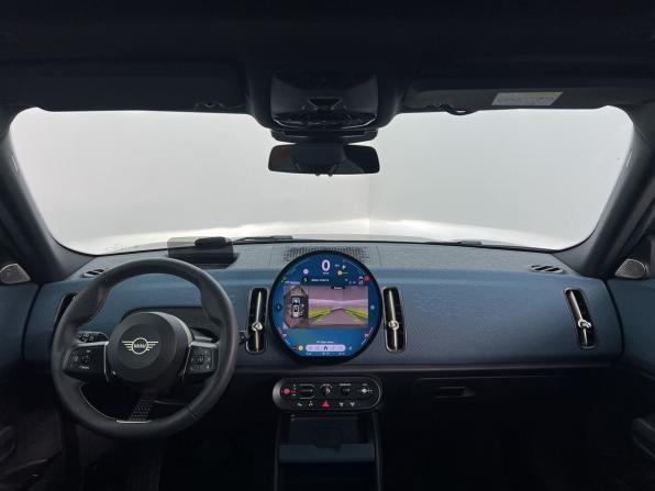 Mini Countryman III с пробегом 2024 года, цена 6 690 000 рублей, 4900 км, внедорожник, Автокод Объявления