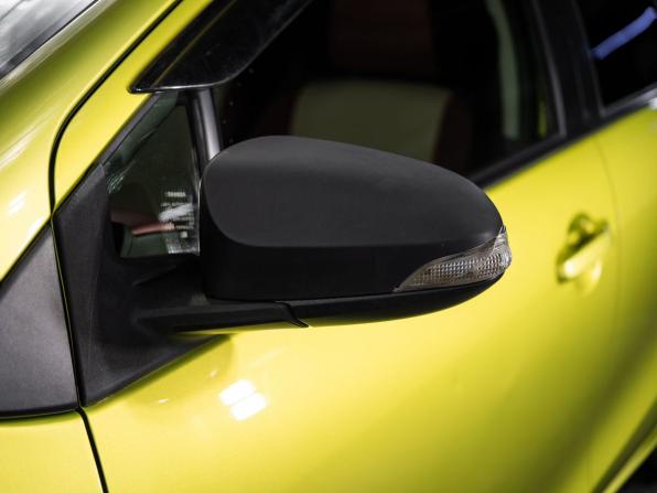 Toyota Aqua I Рестайлинг с пробегом 2015 года, цена 960 500 рублей, 99500 км, хэтчбек, Автокод Объявления