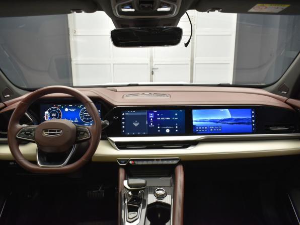 Geely Monjaro I с пробегом 2023 года, цена 3 287 000 рублей, 45036 км, внедорожник, Автокод Объявления