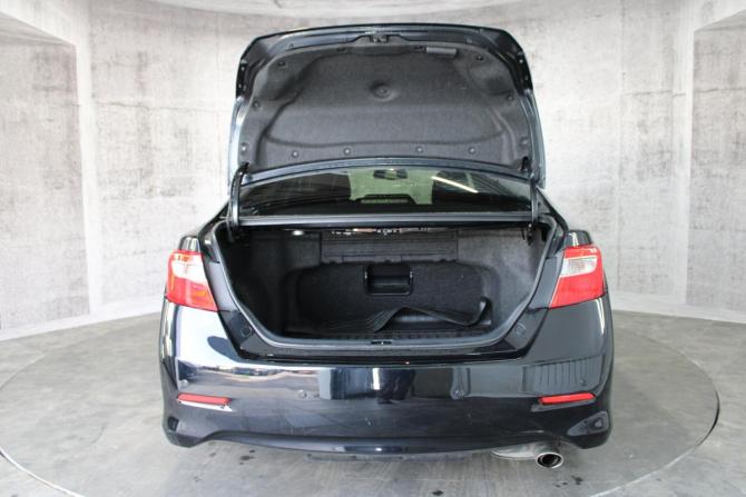 Toyota Camry VII (XV50) с пробегом 2013 года, цена 1 377 000 рублей, 306597 км, седан, Автокод Объявления