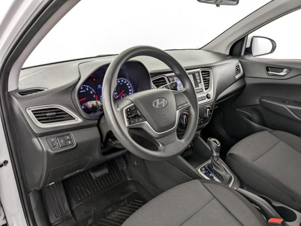 Hyundai Solaris II Рестайлинг с пробегом 2022 года, цена 1 565 000 рублей, 104513 км, седан, Автокод Объявления